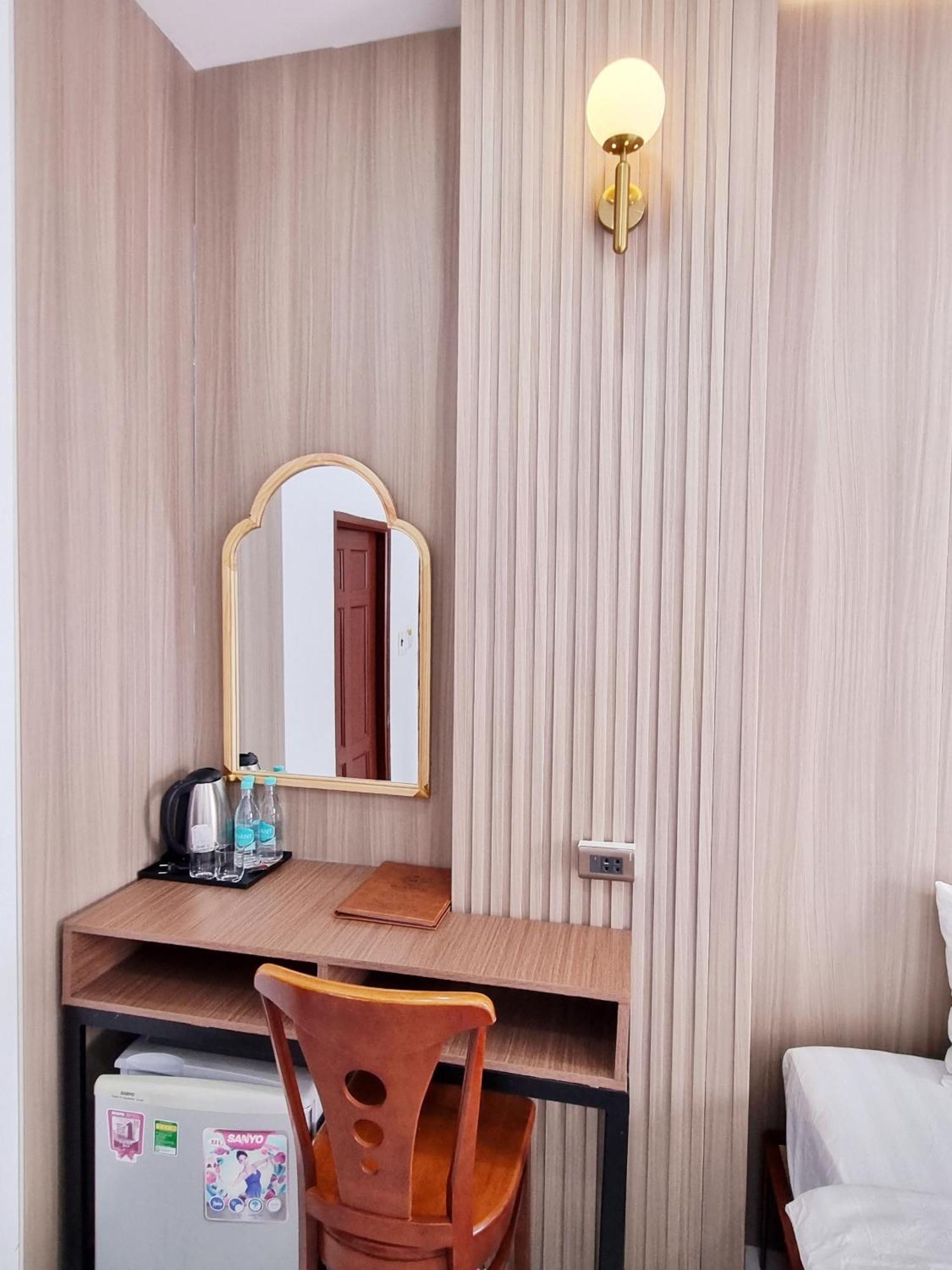 Minh Khue Hotel Vĩnh Long 외부 사진