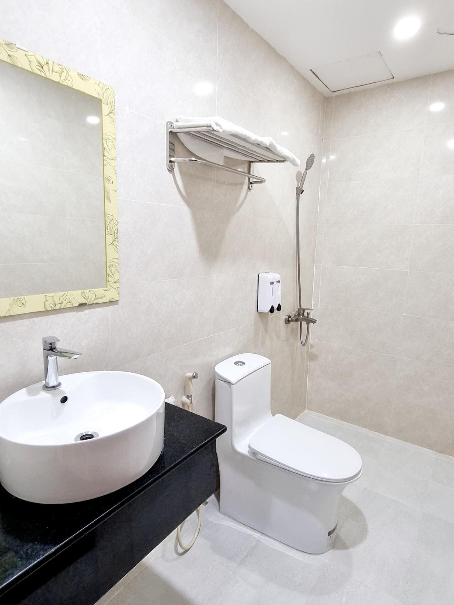 Minh Khue Hotel Vĩnh Long 외부 사진